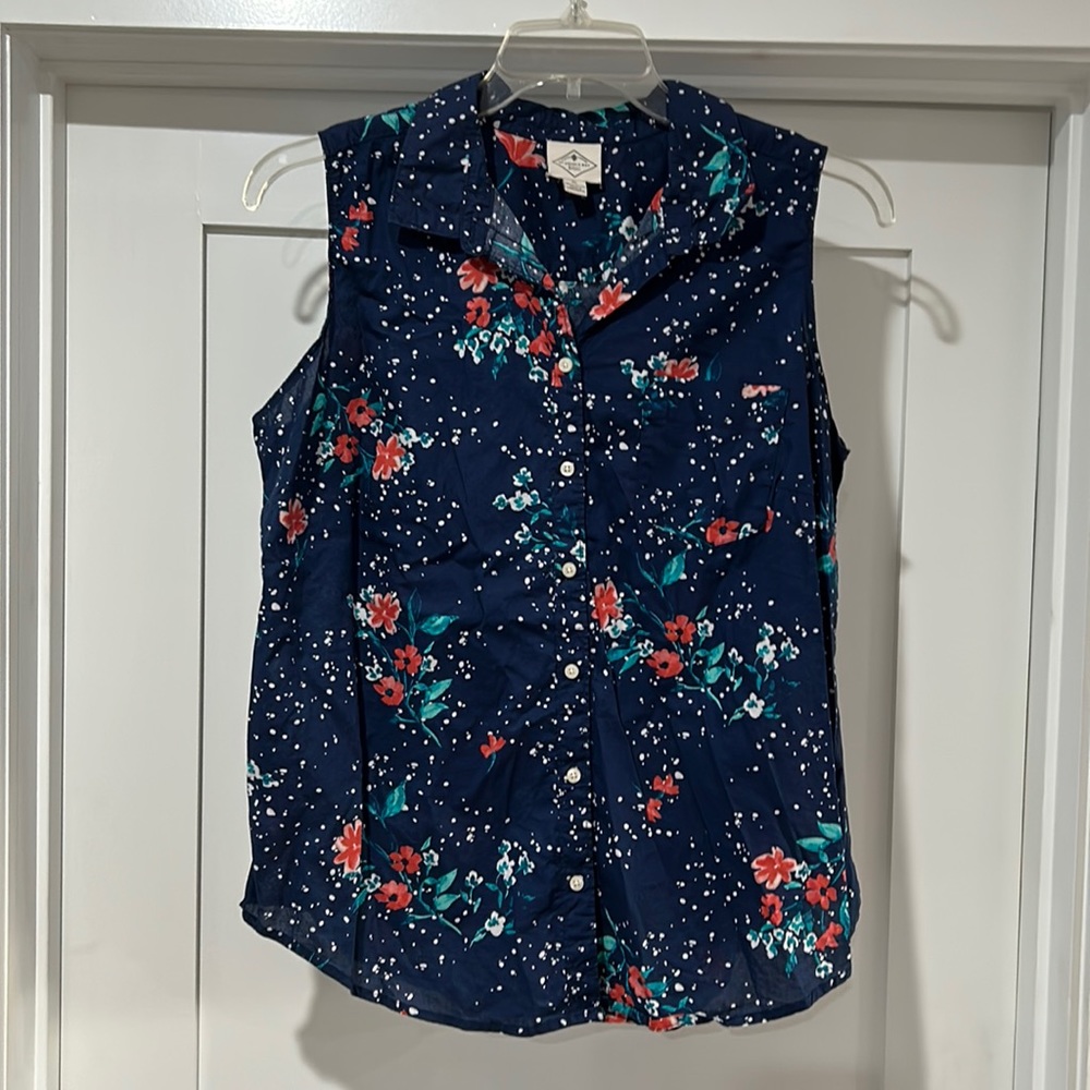 Sleeveless Button Down Shirt